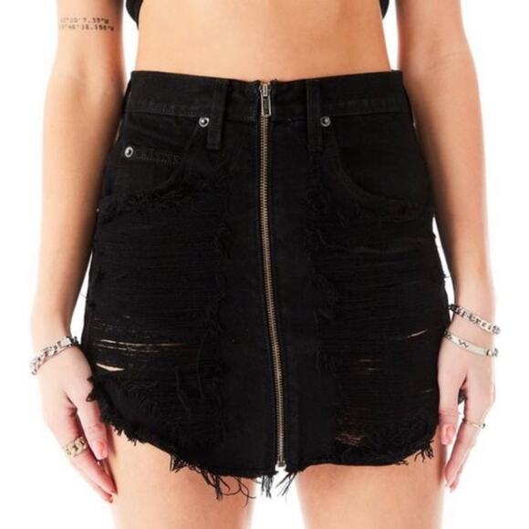 Carmar Beatrice front zip raw edge frayed distressed denim mini skirt sz 27 - Picture 1 of 8